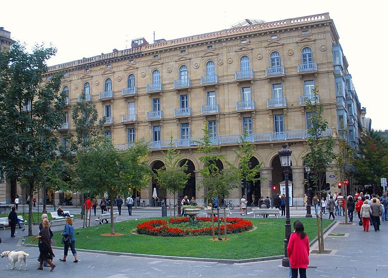 La place des femmes dans la ville : les exemples de Saint-Sébastien et d ́Irún, en Pays Basque espagnol 